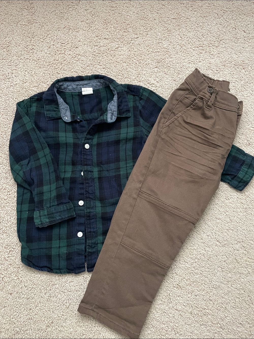 Green & Navy Plaid Button-Up Shirt